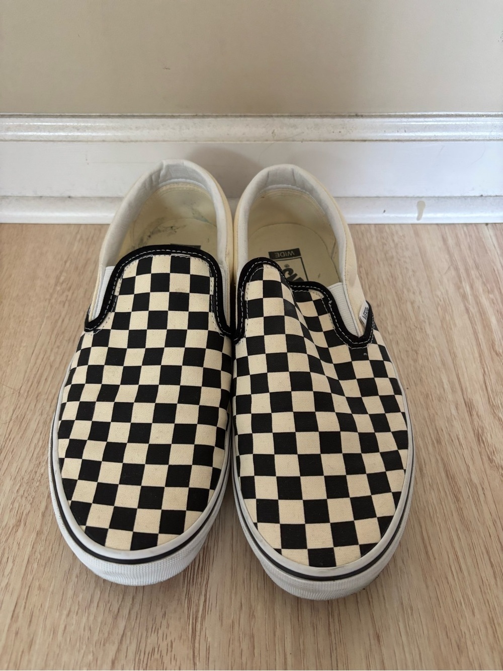 Vans Unisex Wide Classic Slip-On Checkerboard Sneakers - Black/White